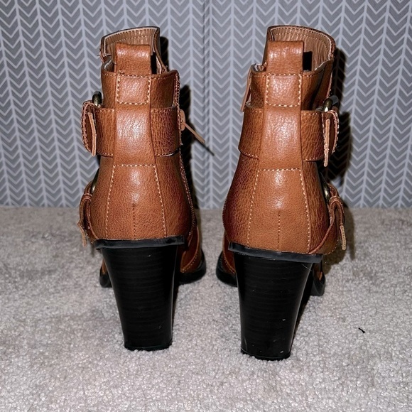 Love Culture Booties - Picture 3 of 3